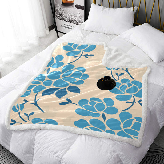 Blue Floral Double Layer Short Plush Blanket 50"X60" - The Cool Collective AU